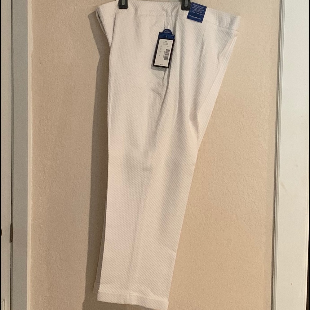 NWT Investments Slim Leg Cuffed Crop Pants Sz 12